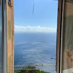 Victoria Camogli